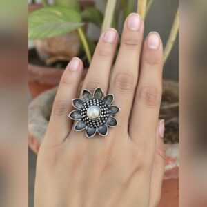 Ishvarya Sterling Sunflower