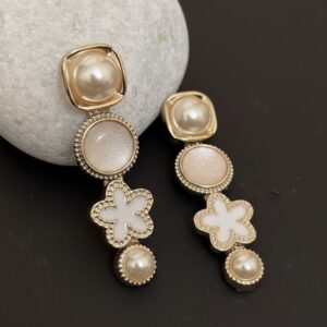 Ishvarya White Gold Clips